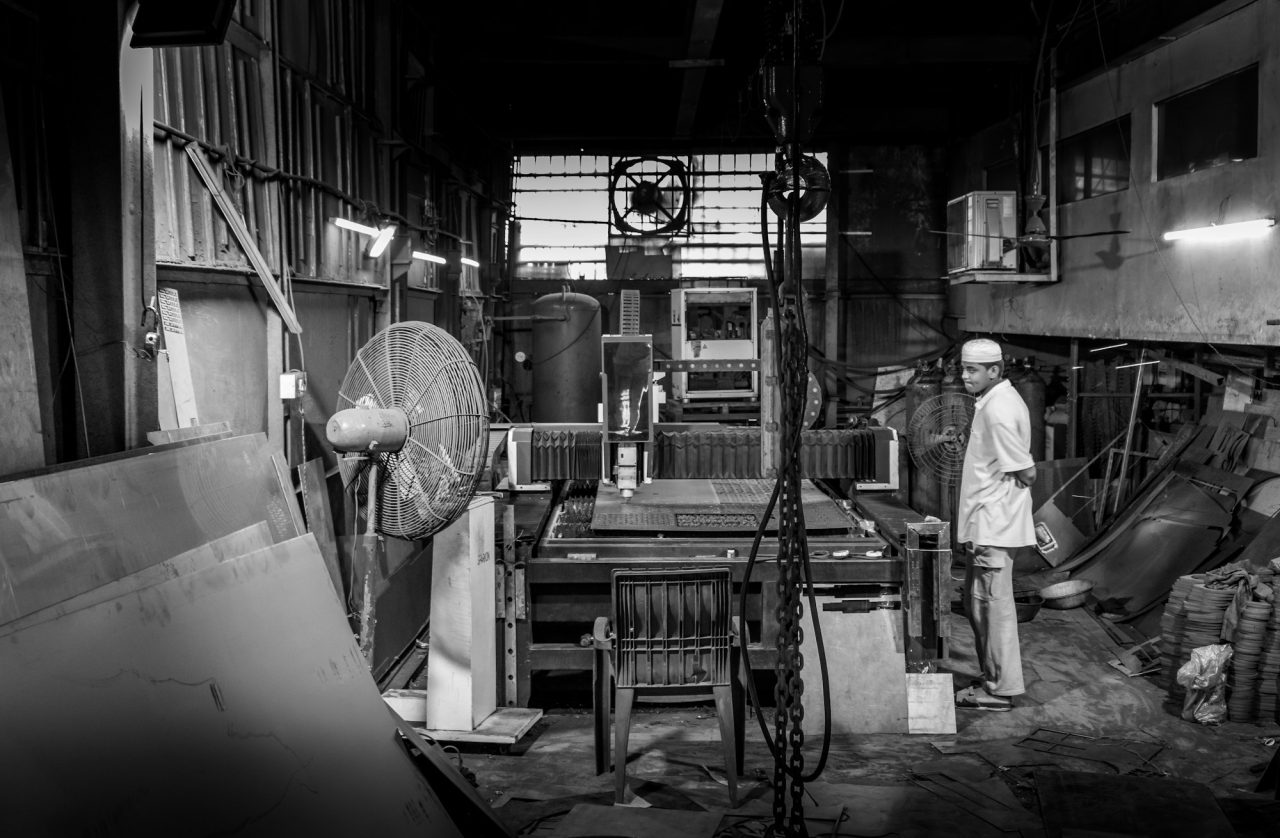Industrial workshop and metal fabrication operations in Mumbai